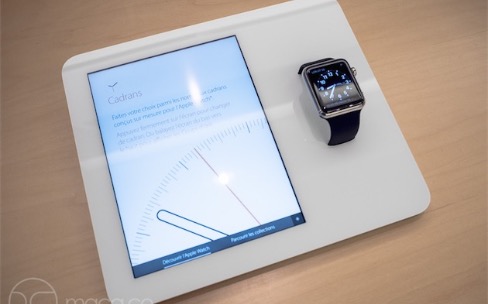 L’autre nouveauté d’Apple : le socle de présentation de l’Apple Watch