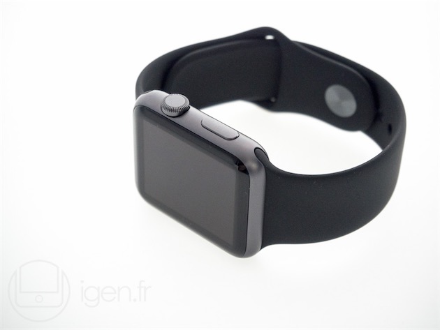 L'Apple Watch Sport gris sidéral.