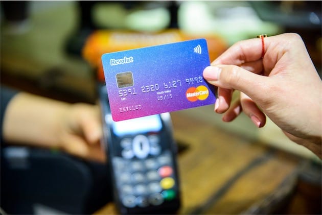 De plus en plus de banques et de sociétés de la « fintech » proposent des assurances pour smartphones en plus de leurs produits financiers. Image Revolut.