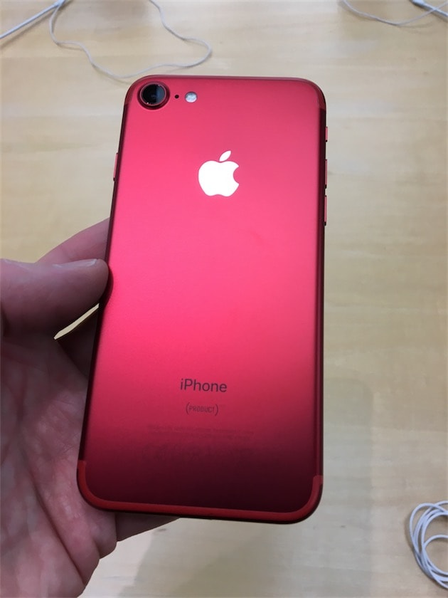 L’iPhone 7 rouge est disponible dans les Apple Store [MàJ : galerie] | iGeneration